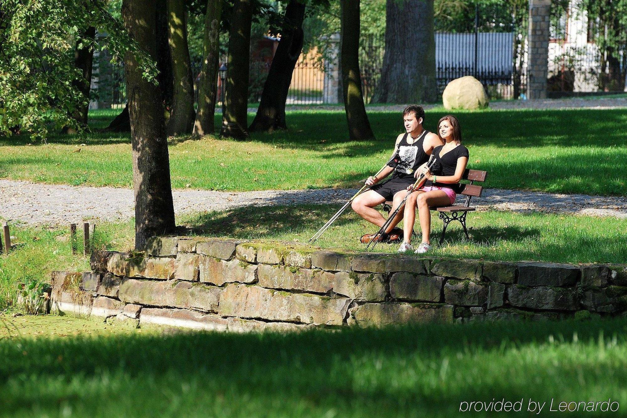 Dwor Kombornia Hotel&Spa ภายนอก รูปภาพ