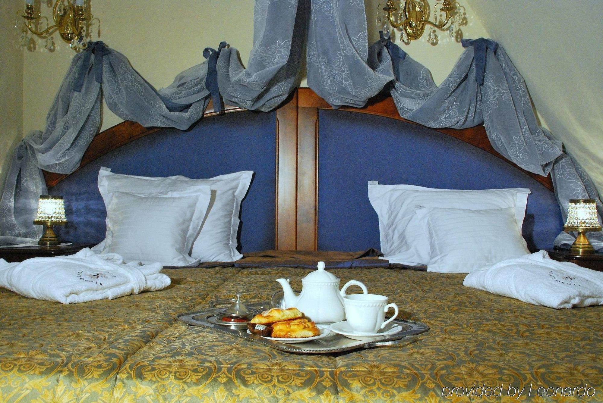 Dwor Kombornia Hotel&Spa ภายนอก รูปภาพ